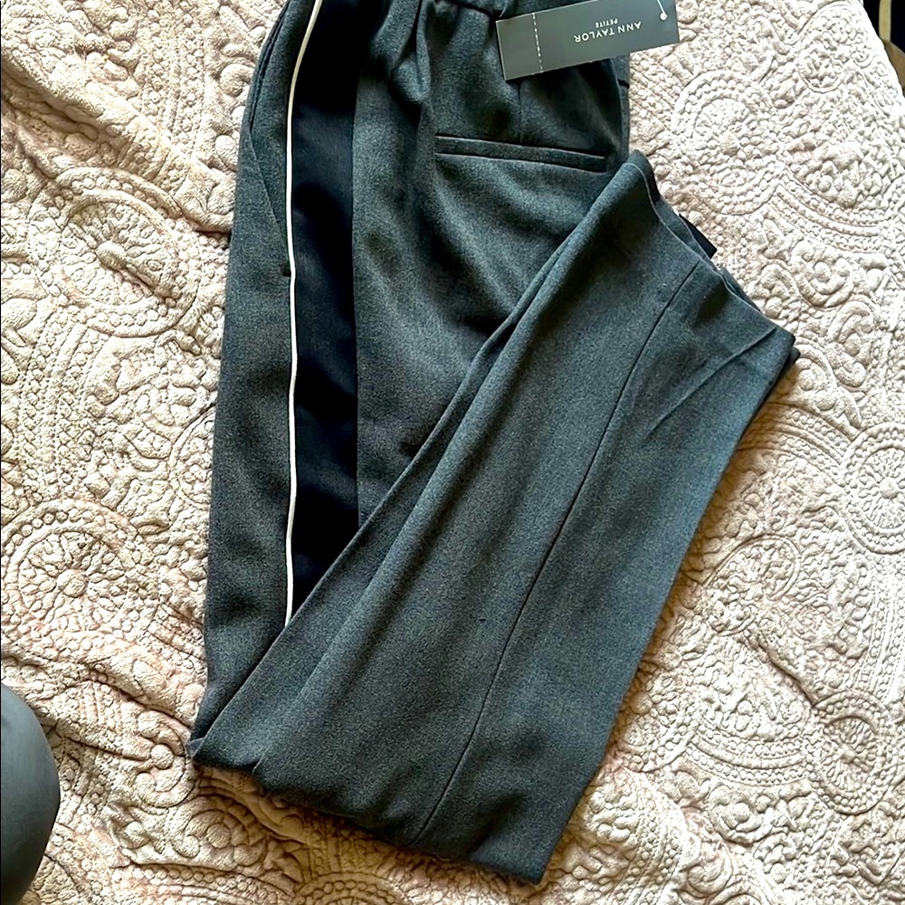 NEW WITH TAG ANN TAYLOR Gray Straight Leg Pants with Modern Tailoringoffice wear